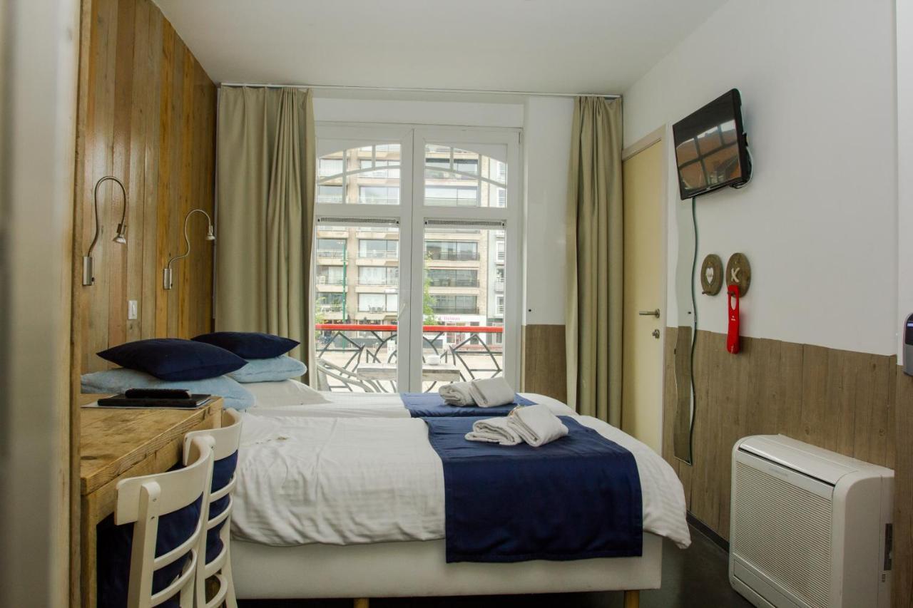 Hotel Aan Zee De Panne Exterior photo