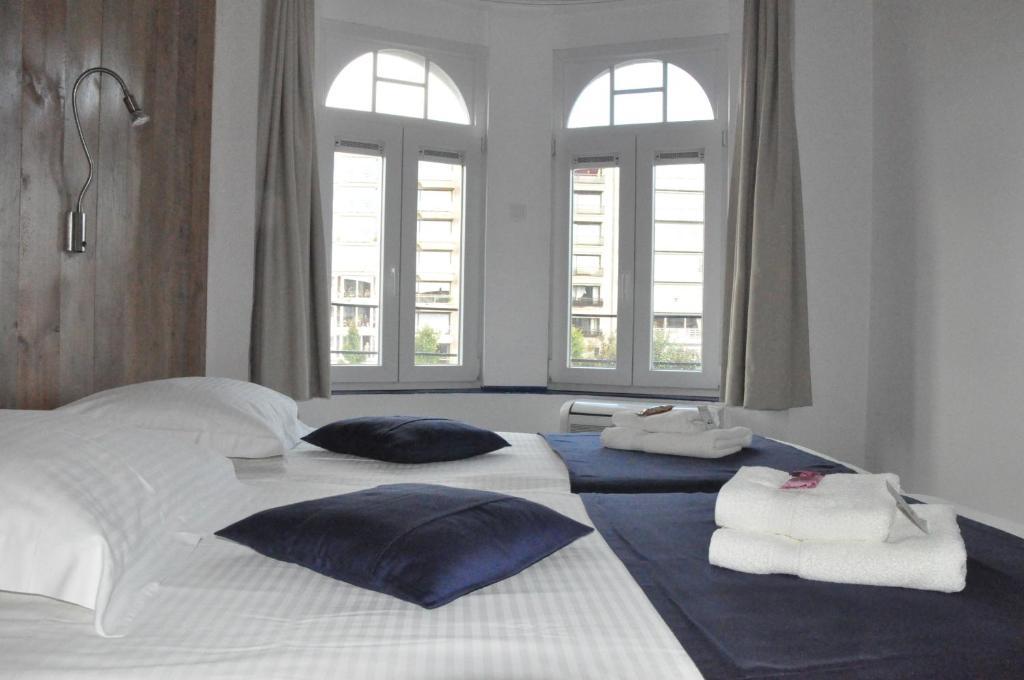 Hotel Aan Zee De Panne Room photo